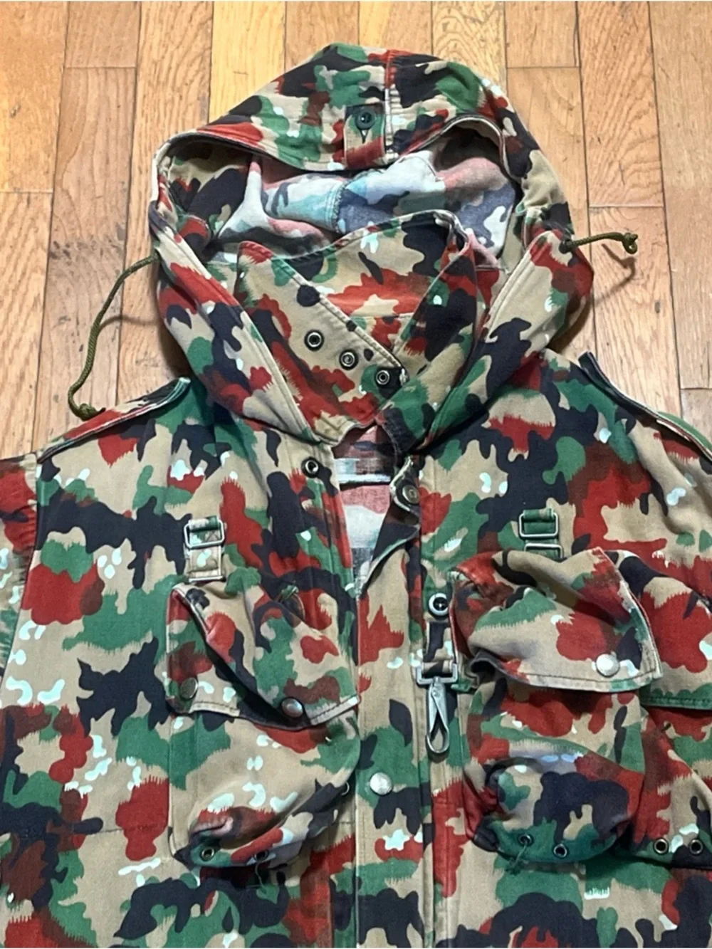 Vintage Swiss Army Field Jacket Hooded Tactical Parka Size M/L